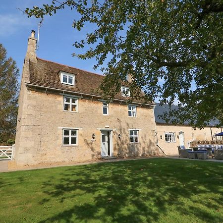The Croft Farm Peterborough Exterior foto