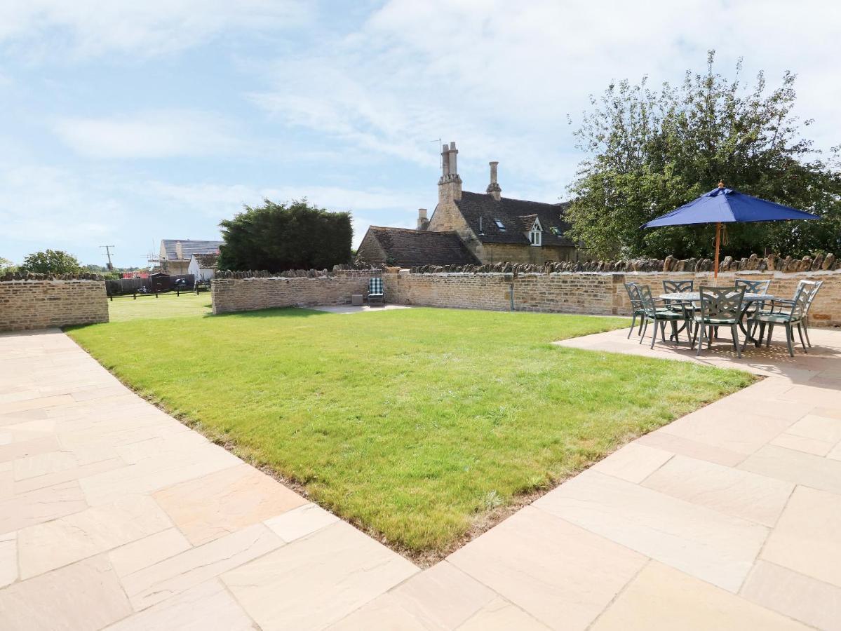 The Croft Farm Peterborough Exterior foto
